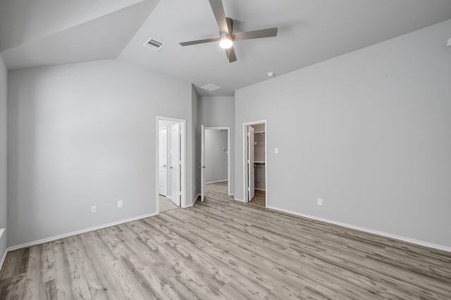 2518 Riverway Drive, Conroe, TX 77304