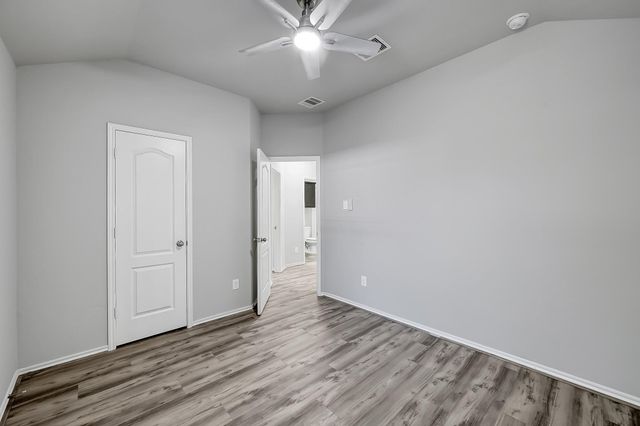 2518 Riverway Drive, Conroe, TX 77304