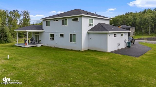 8913 E Windy Woods Loop, Palmer, AK 99645