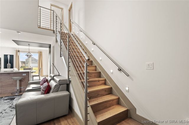 3161 Red Barn, Jeffersonville, IN 47130