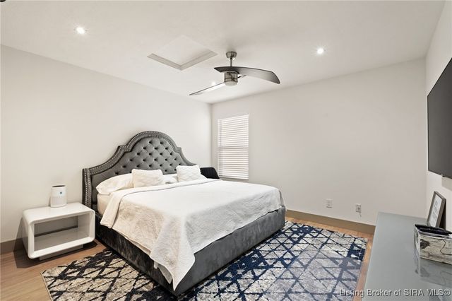 3161 Red Barn, Jeffersonville, IN 47130