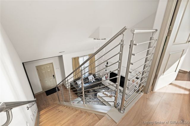 3161 Red Barn, Jeffersonville, IN 47130