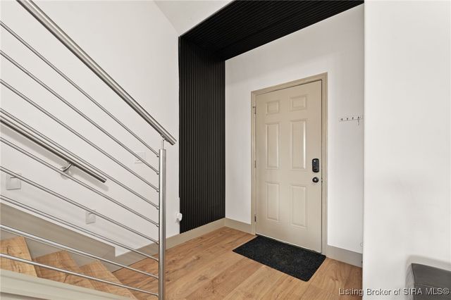 3161 Red Barn, Jeffersonville, IN 47130