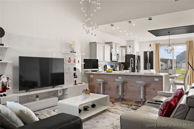 3161 Red Barn, Jeffersonville, IN 47130