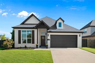 2025 W Broadway Place, Rogers, AR 72758
