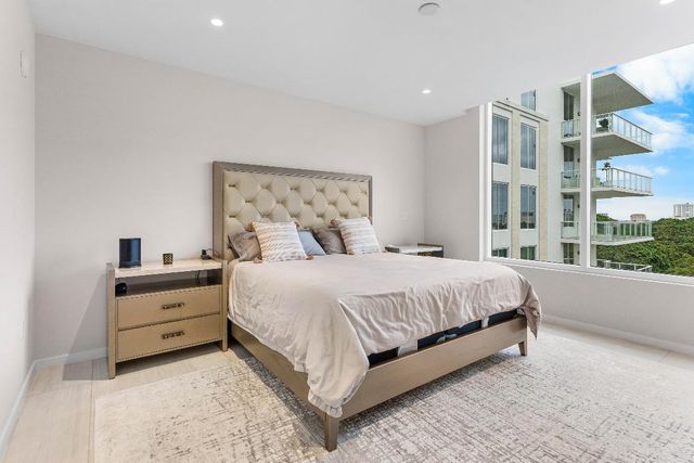 200 SE Mizner Boulevard 707, Boca Raton, FL 33432