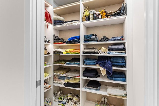 200 SE Mizner Boulevard 707, Boca Raton, FL 33432