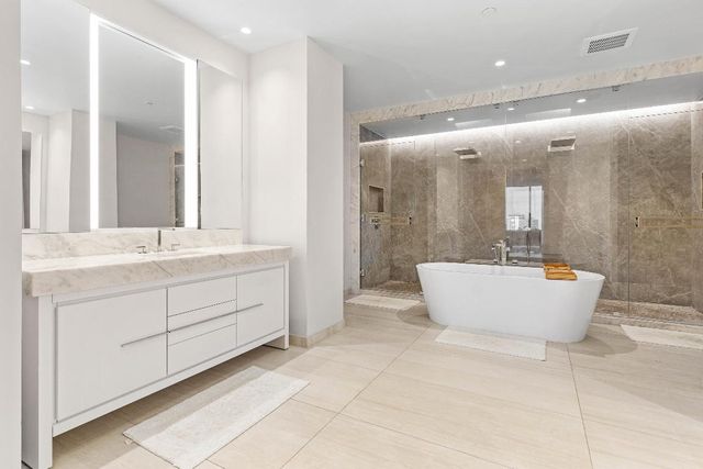 200 SE Mizner Boulevard 707, Boca Raton, FL 33432