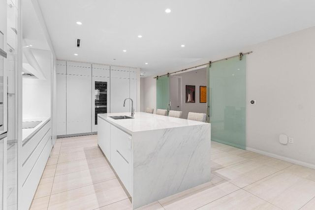 200 SE Mizner Boulevard 707, Boca Raton, FL 33432