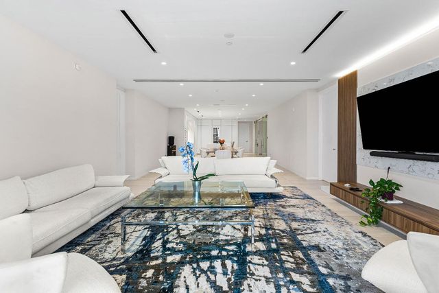 200 SE Mizner Boulevard 707, Boca Raton, FL 33432