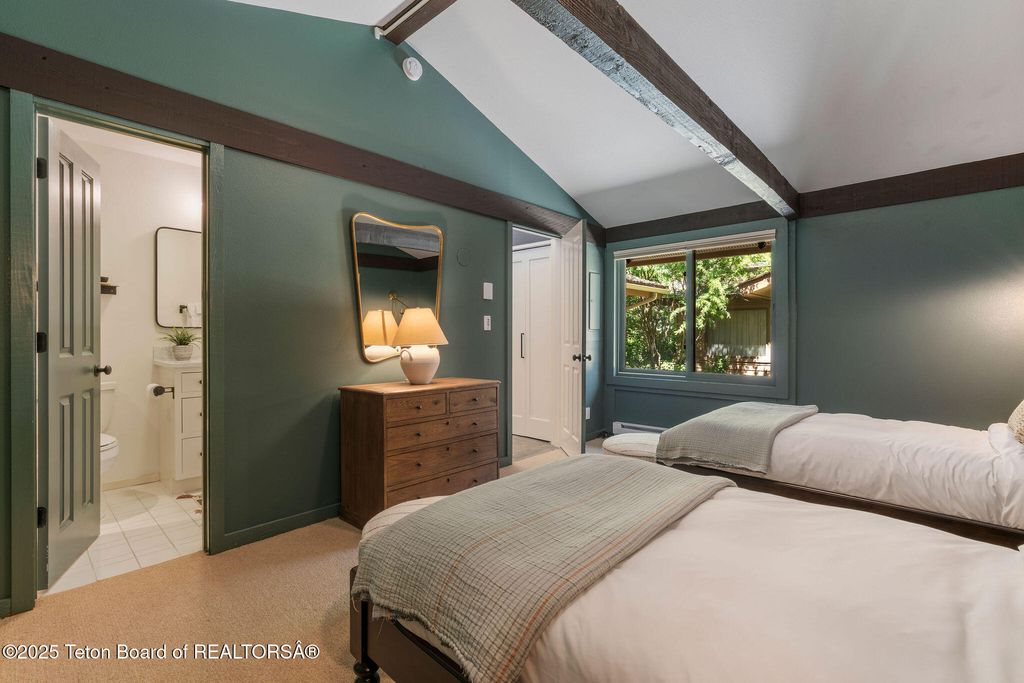 550 E GOLF CREEK Lane 41, Jackson, WY 83001 photo 17