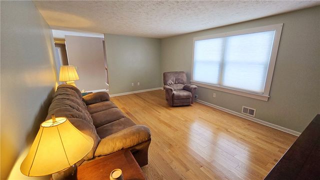 8 Trefoil Lane, Sweden, NY 14420