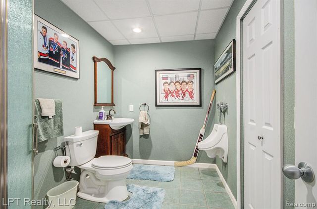 3227 Ready Road, South Rockwood, MI 48179