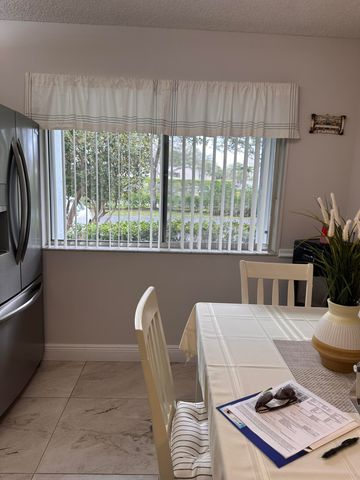 6698 N 10th Ave Avenue N 116, Lake Worth, FL 33467