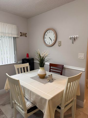 6698 N 10th Ave Avenue N 116, Lake Worth, FL 33467