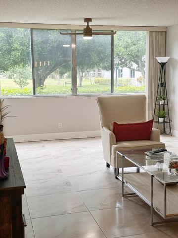 6698 N 10th Ave Avenue N 116, Lake Worth, FL 33467