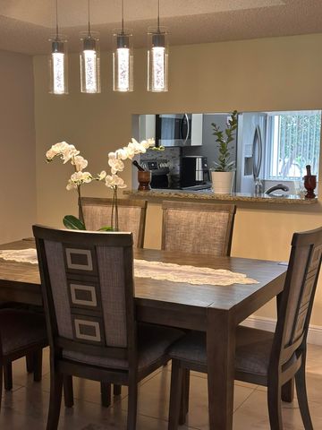 6698 N 10th Ave Avenue N 116, Lake Worth, FL 33467