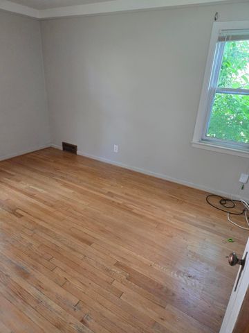 933 Maplegrove Avenue, Royal Oak, MI 48067