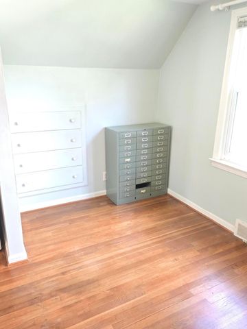 933 Maplegrove Avenue, Royal Oak, MI 48067