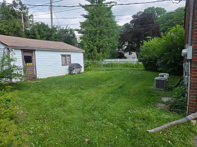 933 Maplegrove Avenue, Royal Oak, MI 48067