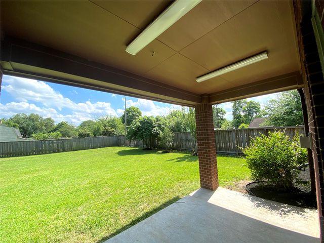 12122 Ross Road, Houston, TX 77034