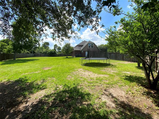12122 Ross Road, Houston, TX 77034