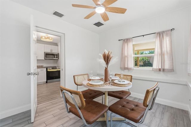 2855 VALENCIA WAY S, St Petersburg, FL 33705