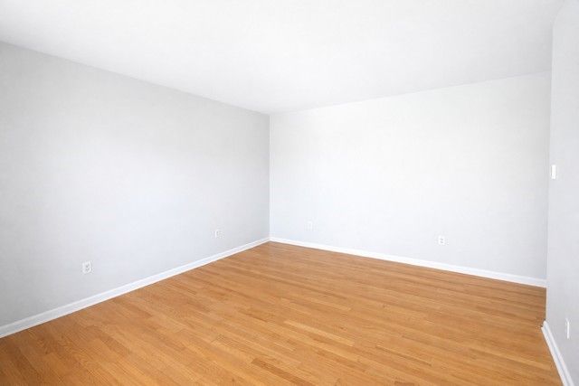 6301 Broad St, South Park, PA 15129
