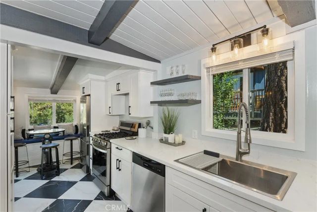 580 Lucerne Drive, Big Bear Lake, CA 92315