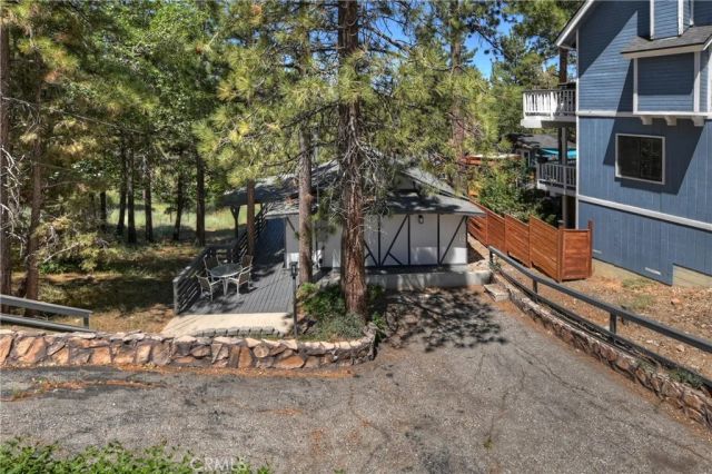 580 Lucerne Drive, Big Bear Lake, CA 92315