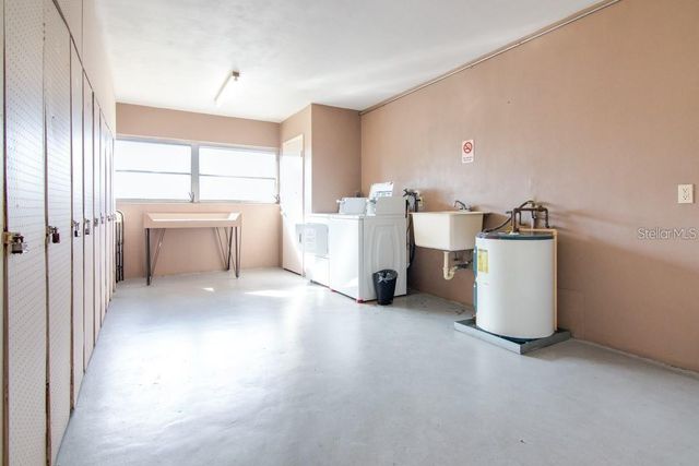 1303 S HERCULES AVENUE 19, Clearwater, FL 33764