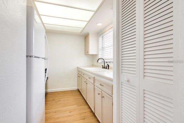 1303 S HERCULES AVENUE 19, Clearwater, FL 33764