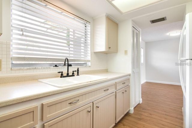 1303 S HERCULES AVENUE 19, Clearwater, FL 33764