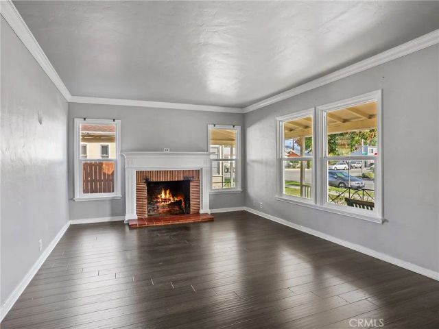 207 W Ash Avenue, Burbank, CA 91502