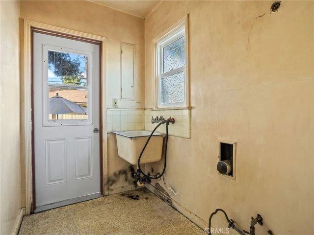 207 W Ash Avenue, Burbank, CA 91502