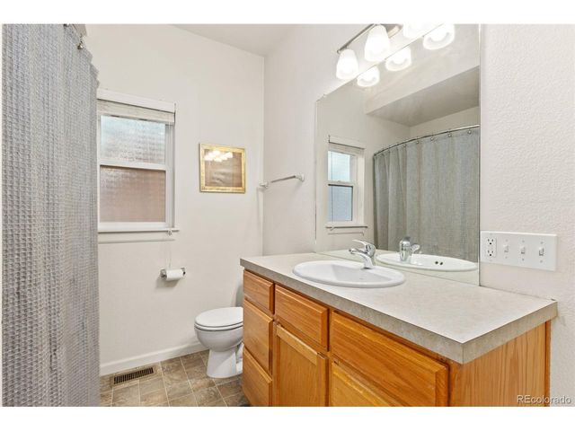 237 Cardinal Way 101, Longmont, CO 80501