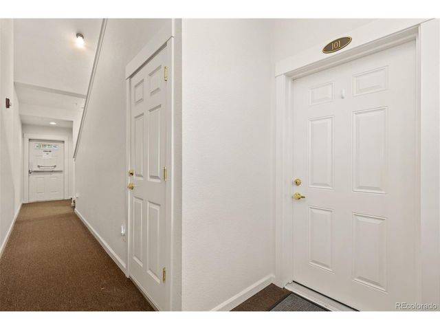 237 Cardinal Way 101, Longmont, CO 80501