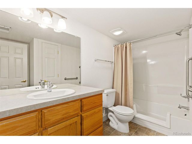 237 Cardinal Way 101, Longmont, CO 80501