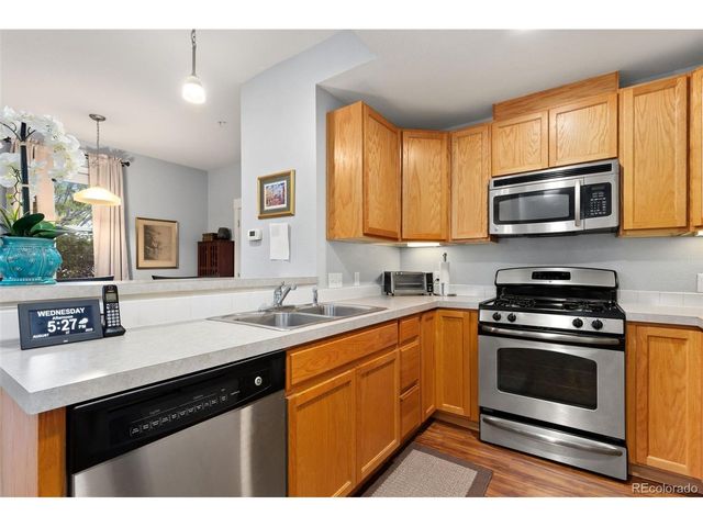 237 Cardinal Way 101, Longmont, CO 80501