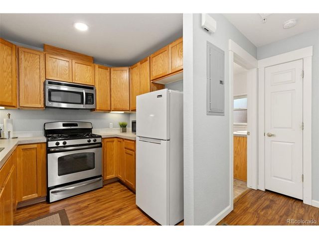 237 Cardinal Way 101, Longmont, CO 80501