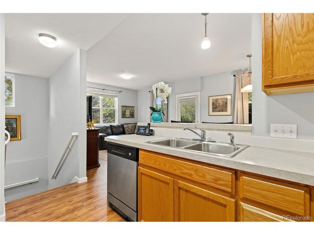 237 Cardinal Way 101, Longmont, CO 80501