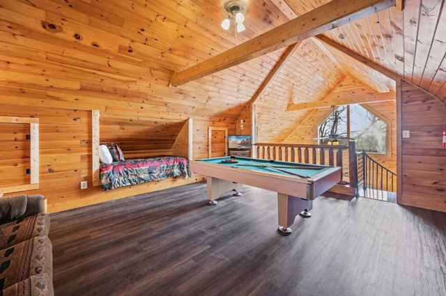 2205 Eagle Feather Drive, Sevierville, TN 37876