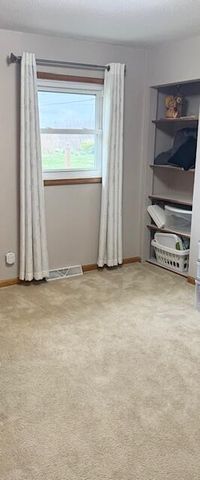 5586 Wendzel Drive, Coloma, MI 49038