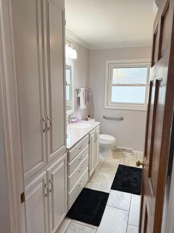 5586 Wendzel Drive, Coloma, MI 49038