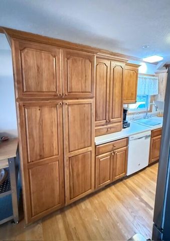 5586 Wendzel Drive, Coloma, MI 49038