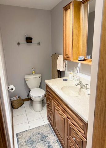 5586 Wendzel Drive, Coloma, MI 49038