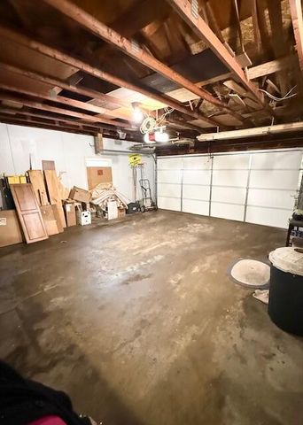 5586 Wendzel Drive, Coloma, MI 49038