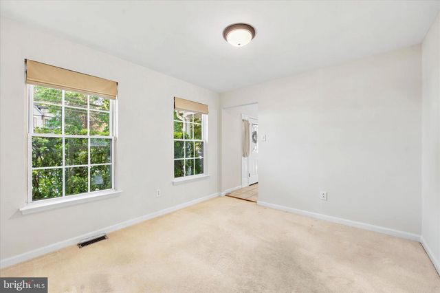1211 MORTON AVE, Folsom, PA 19033