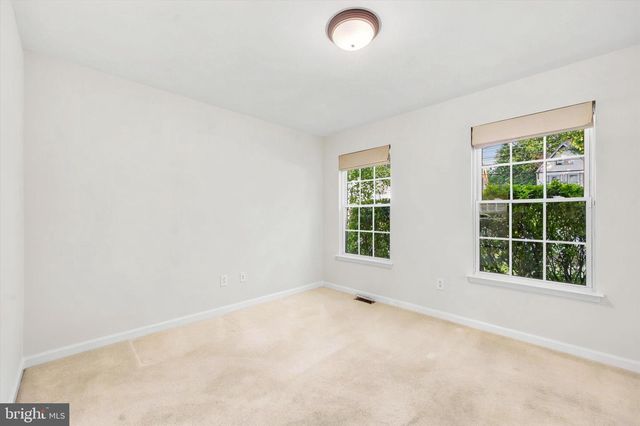 1211 MORTON AVE, Folsom, PA 19033