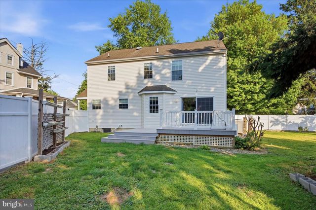 1211 MORTON AVE, Folsom, PA 19033